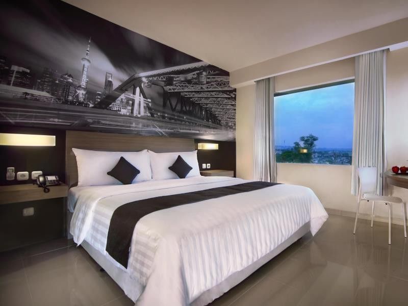 Hotel Neo Candi Simpang Lima - Semarang By Aston Exterior foto